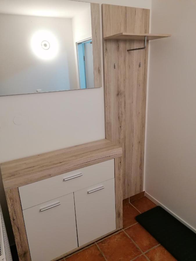 Apartma Sandi Шентиль Экстерьер фото
