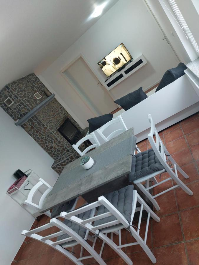 Apartma Sandi Шентиль Экстерьер фото